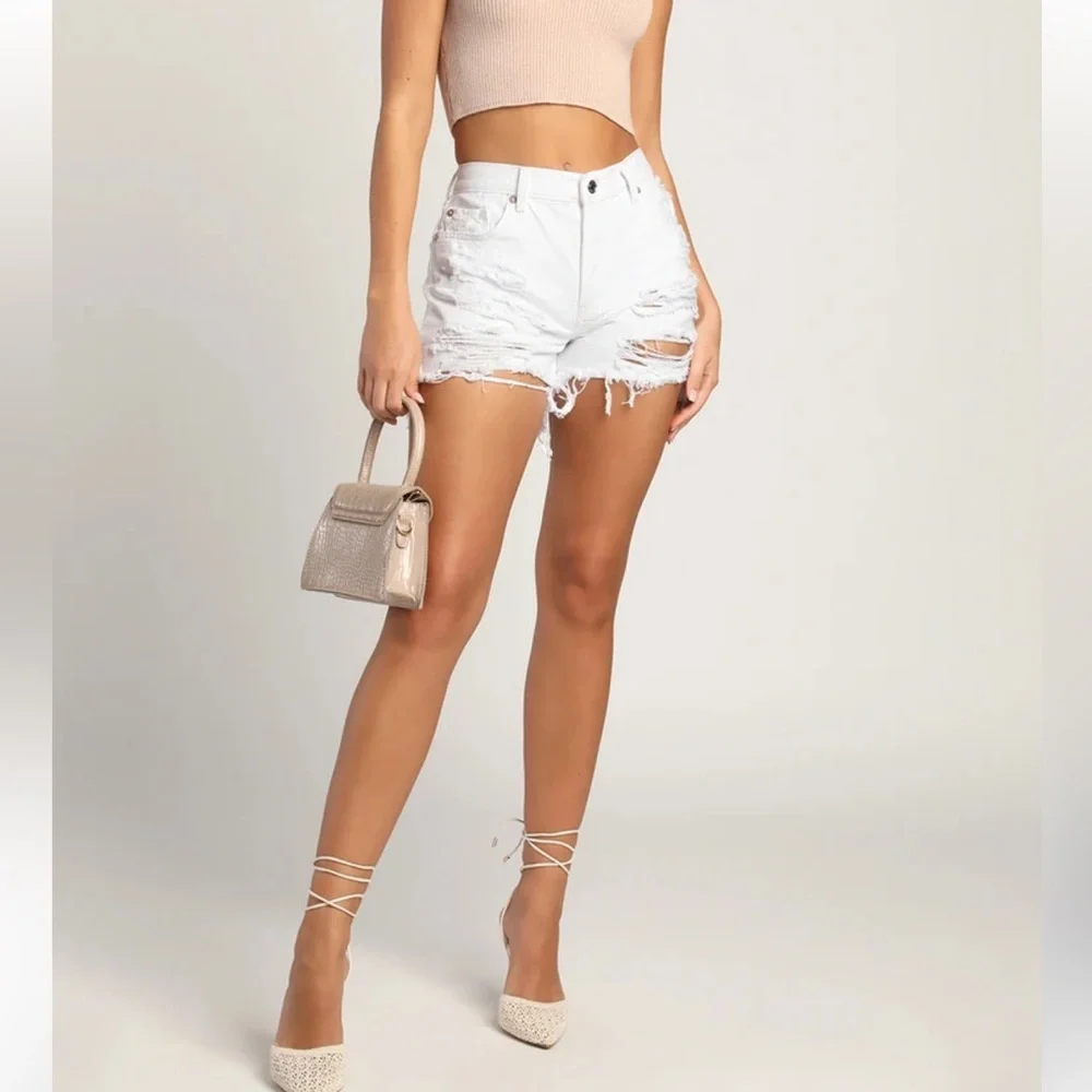 🟤NWT FREE PROPLE Mid-Rise Maggie Denim Shorts in Optic White Sz 26